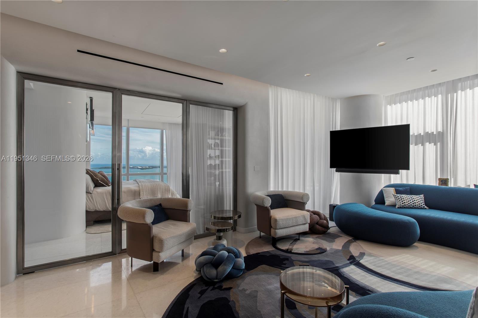 851 NE 1st Ave #3411, Miami FL 33132