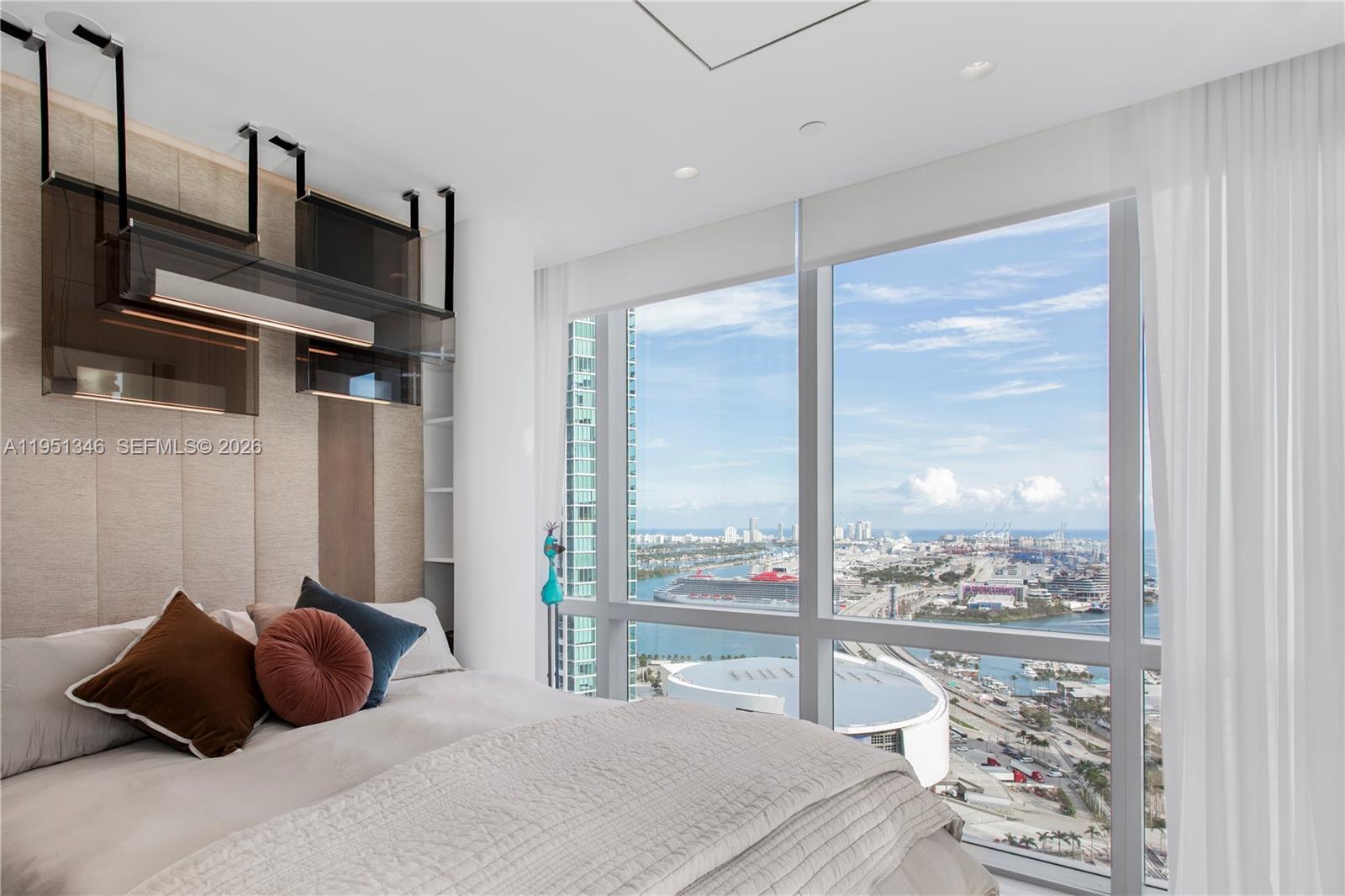 851 NE 1st Ave #3411, Miami FL 33132