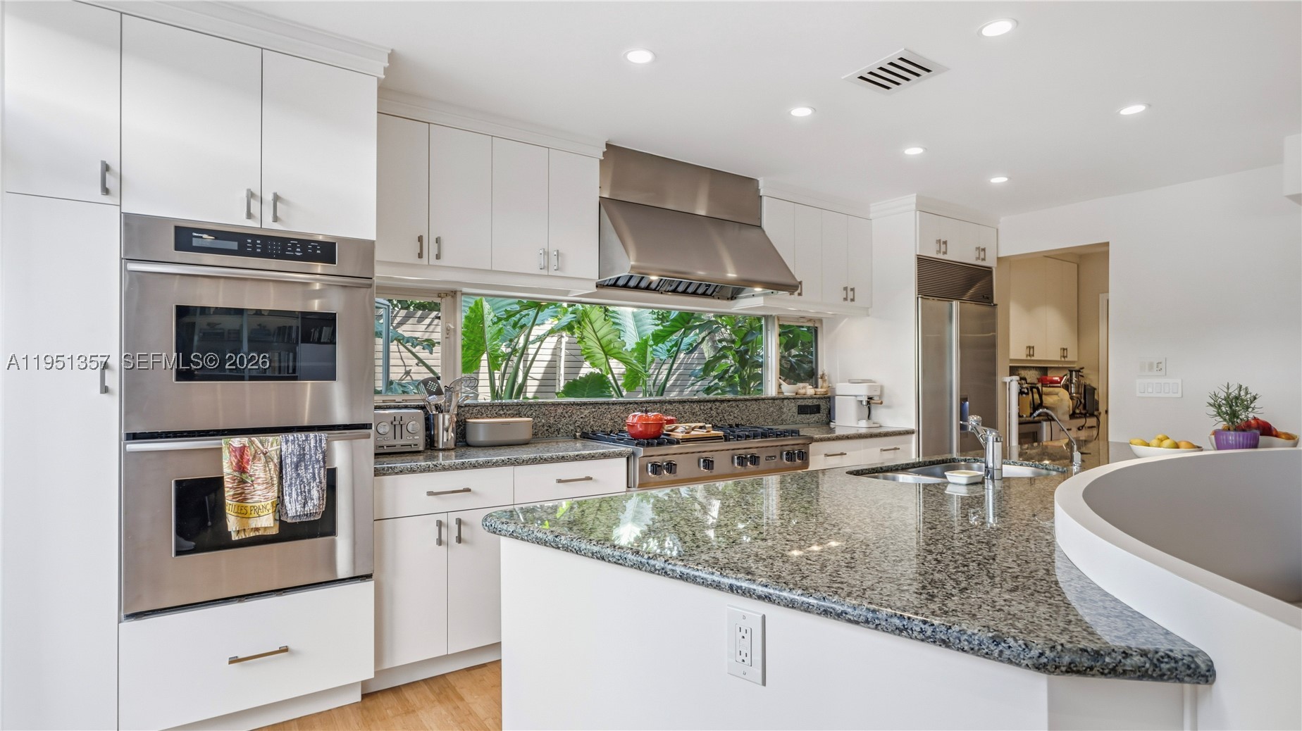 4805 Cherokee Ave, Miami Beach FL 33140