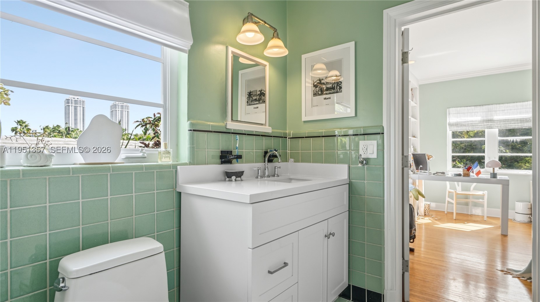 4805 Cherokee Ave, Miami Beach FL 33140