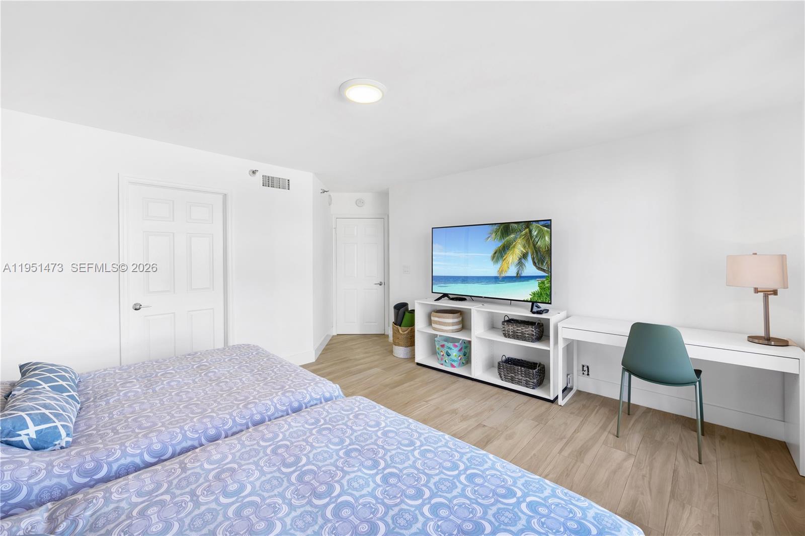 3530 Mystic Pointe Dr #1206, Aventura FL 33180
