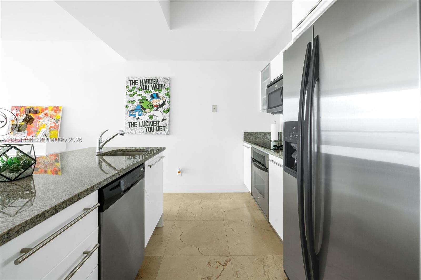 888 Biscayne Blvd #2802, Miami FL 33132