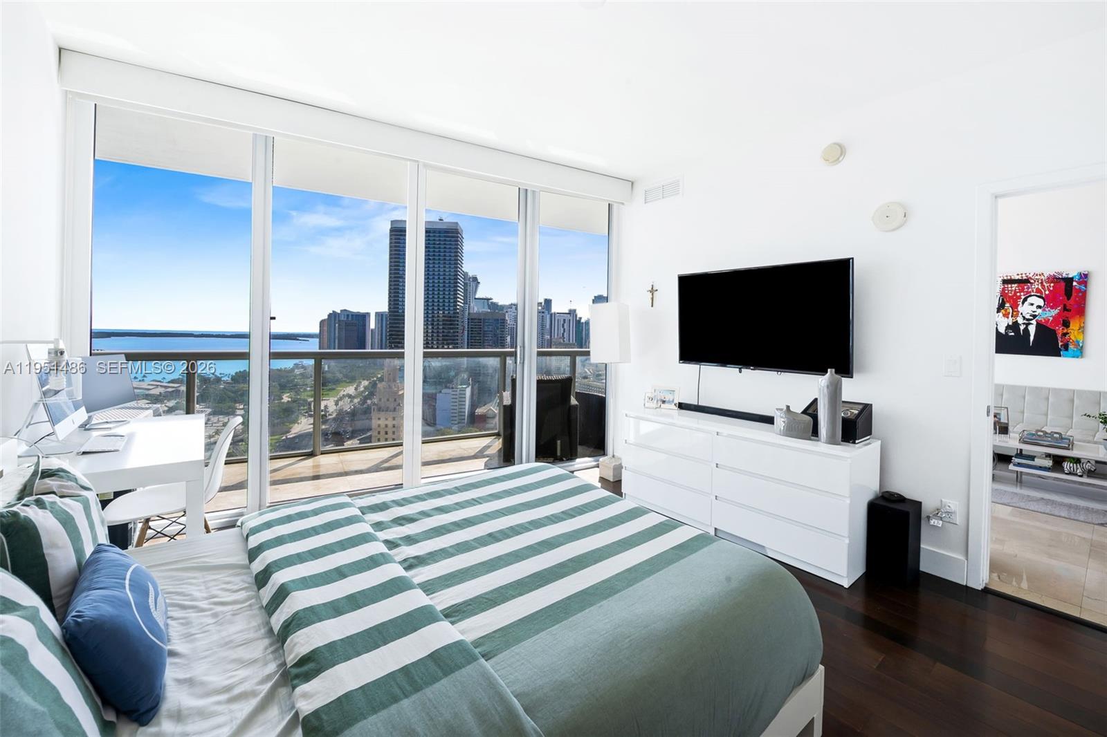 888 Biscayne Blvd #2802, Miami FL 33132