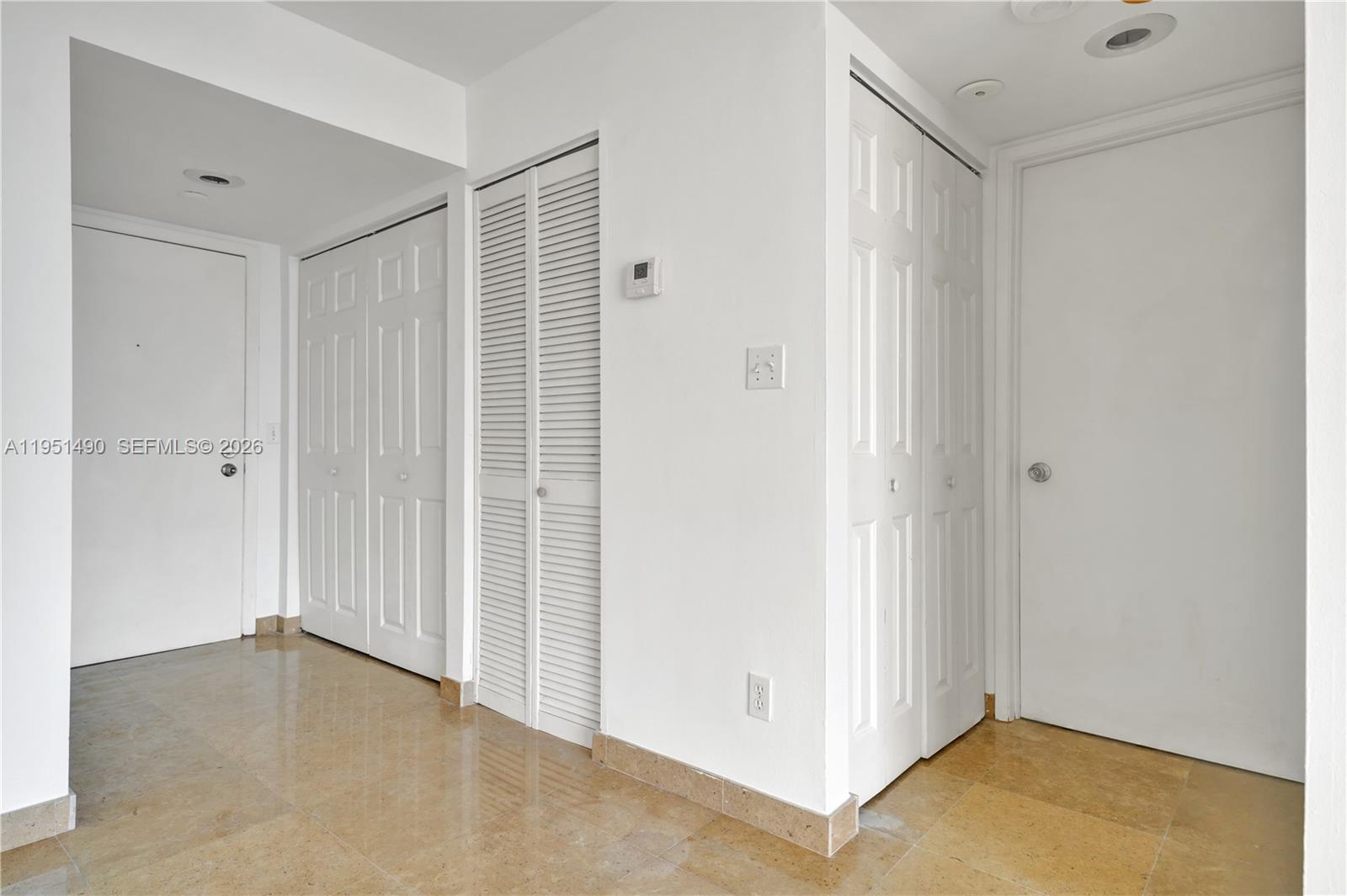 Miami FL 33131 - A11951490