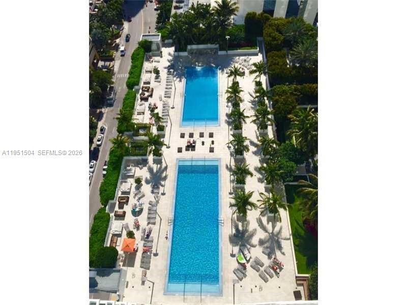 950 Brickell Bay Dr #2301, Miami FL 33131
