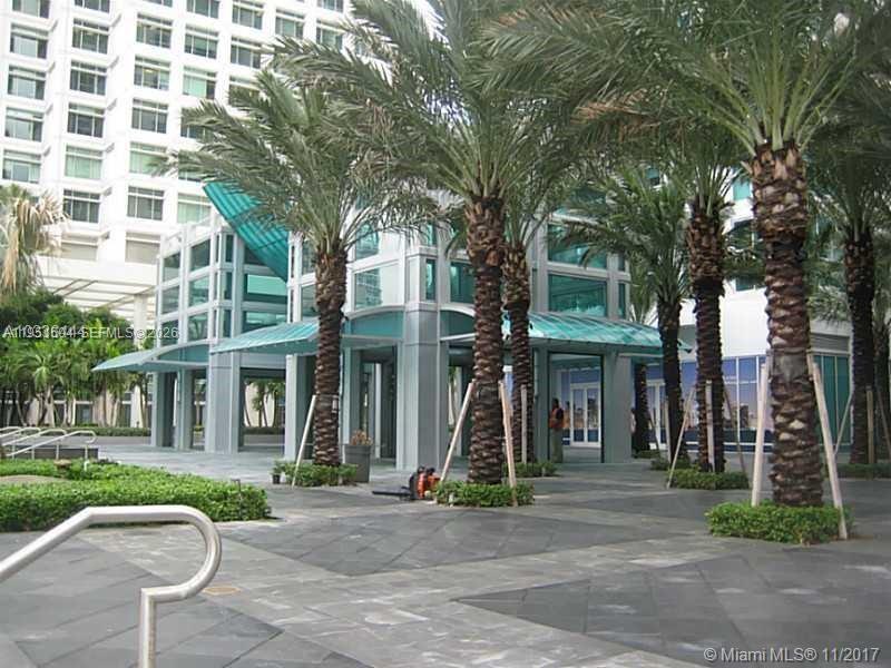 950 Brickell Bay Dr #2301, Miami FL 33131