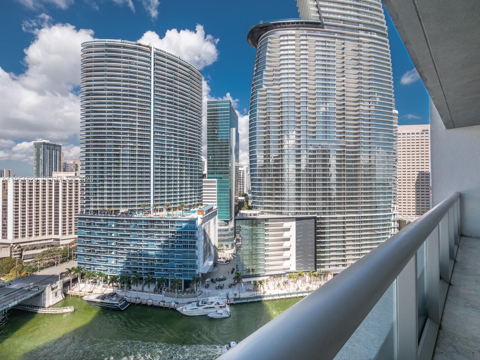 465 Brickell Ave #2304, Miami FL 33131