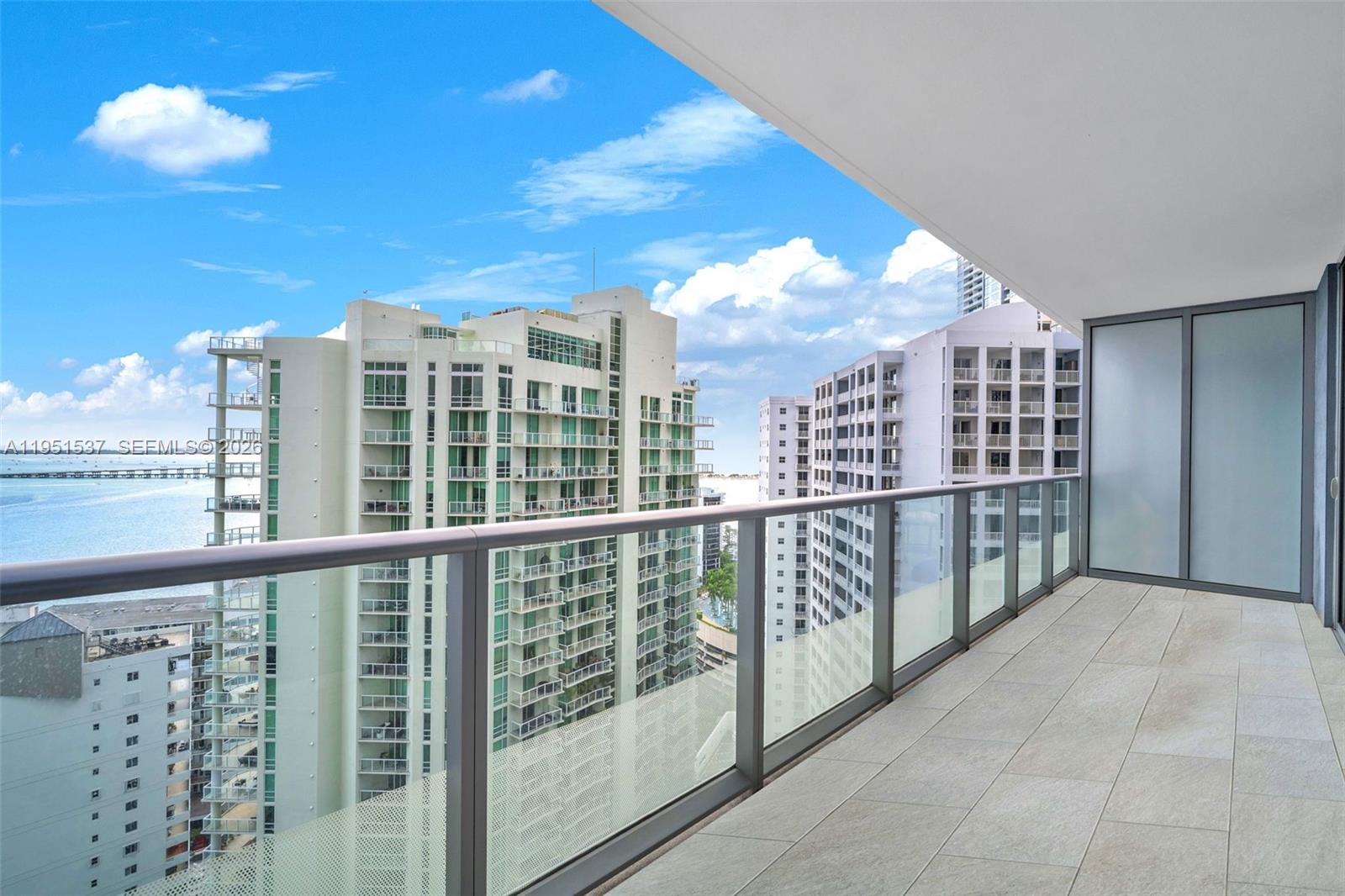 1300 Brickell Bay Dr #2507, Miami FL 33131