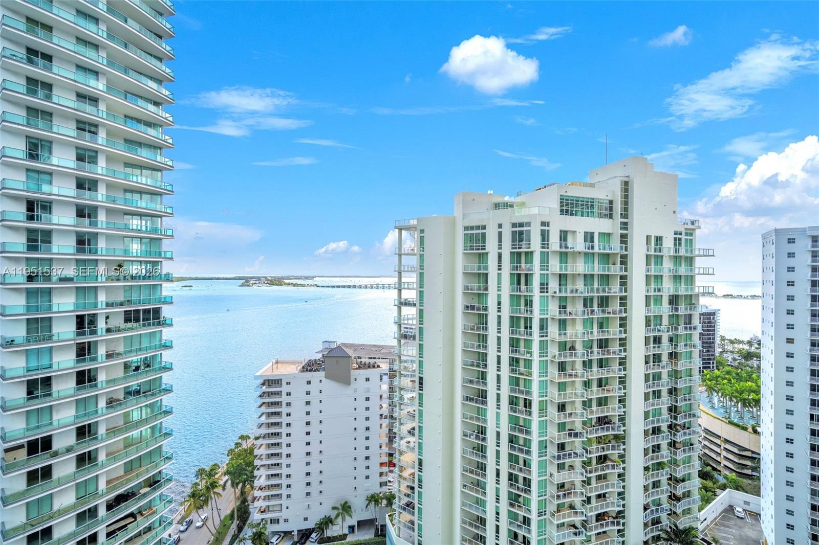 1300 Brickell Bay Dr #2507, Miami FL 33131