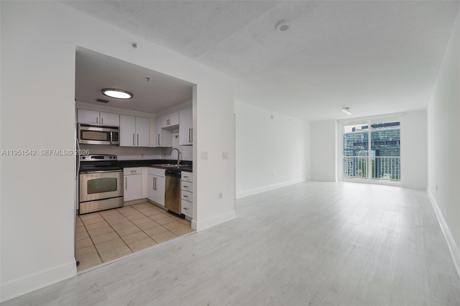 1250 S Miami Ave #1906, Miami FL 33130