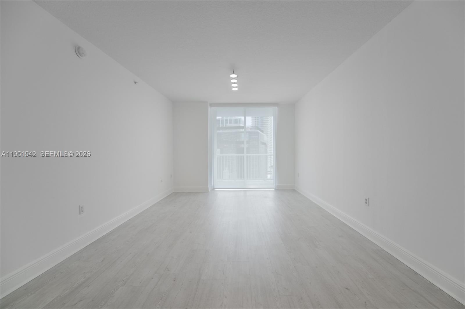 1250 S Miami Ave #1906, Miami FL 33130