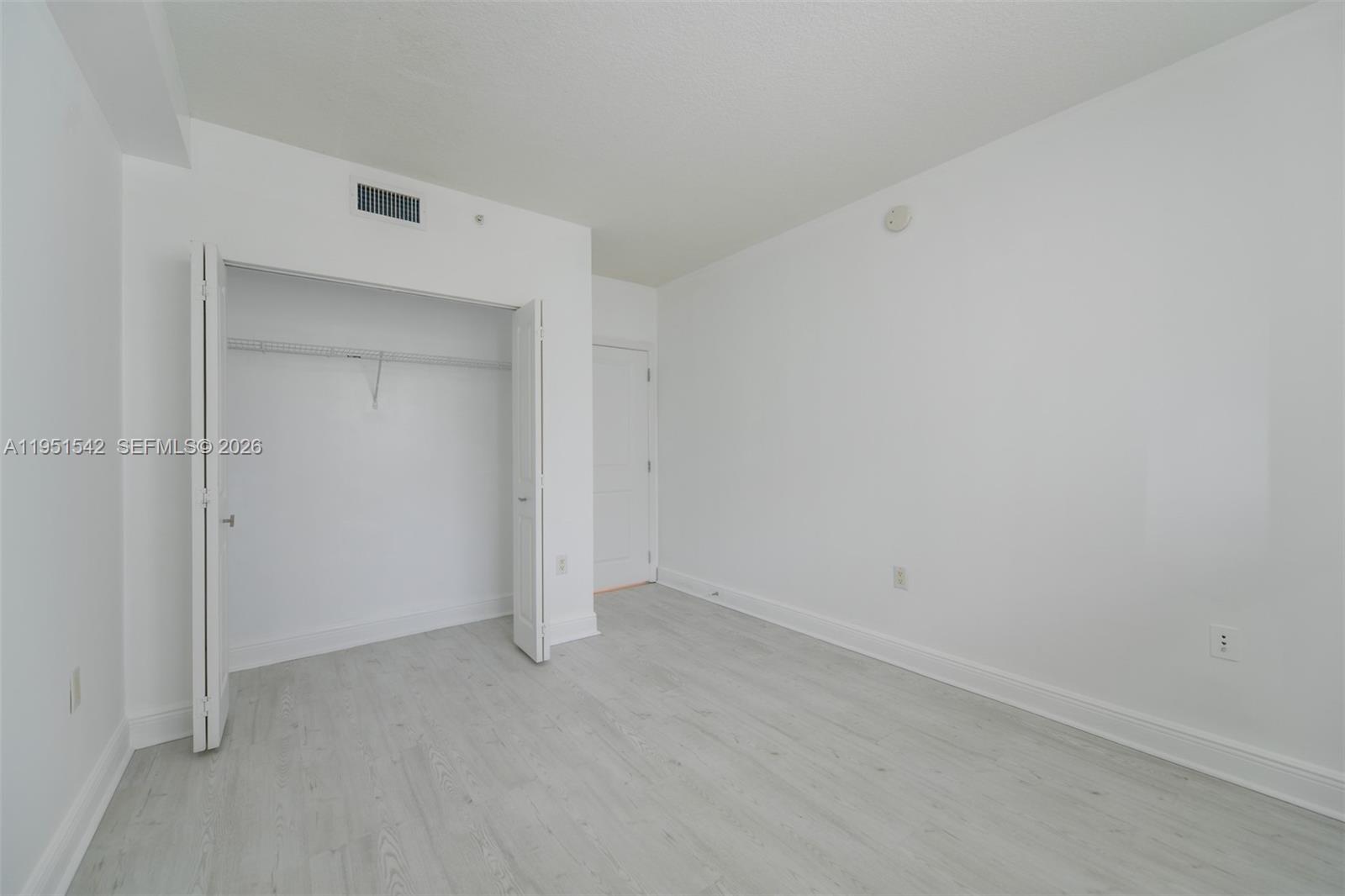 1250 S Miami Ave #1906, Miami FL 33130