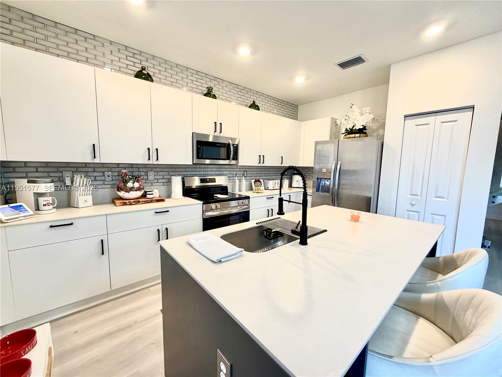 2661 SE 24th Ct #., Homestead FL 33035