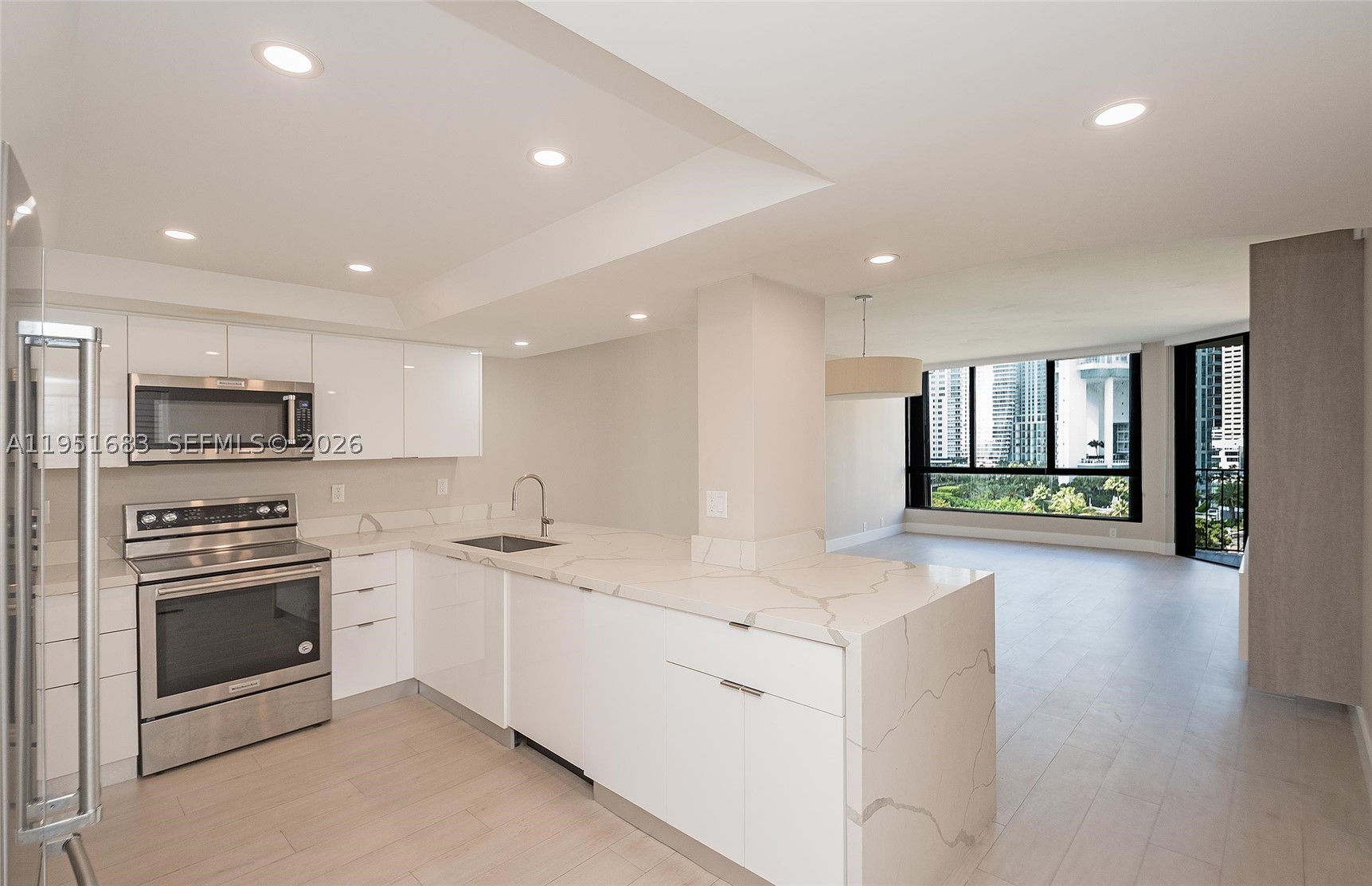 520 Brickell Key Dr #A1010, Miami FL 33131