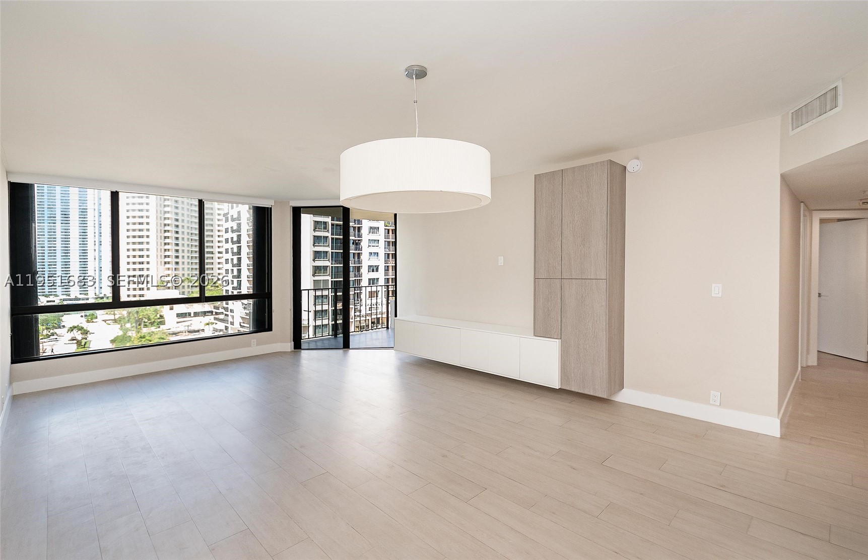 520 Brickell Key Dr #A1010, Miami FL 33131