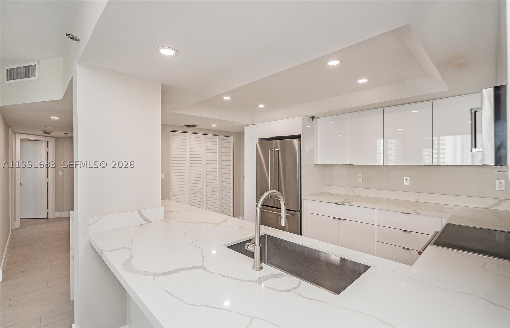520 Brickell Key Dr #A1010, Miami FL 33131