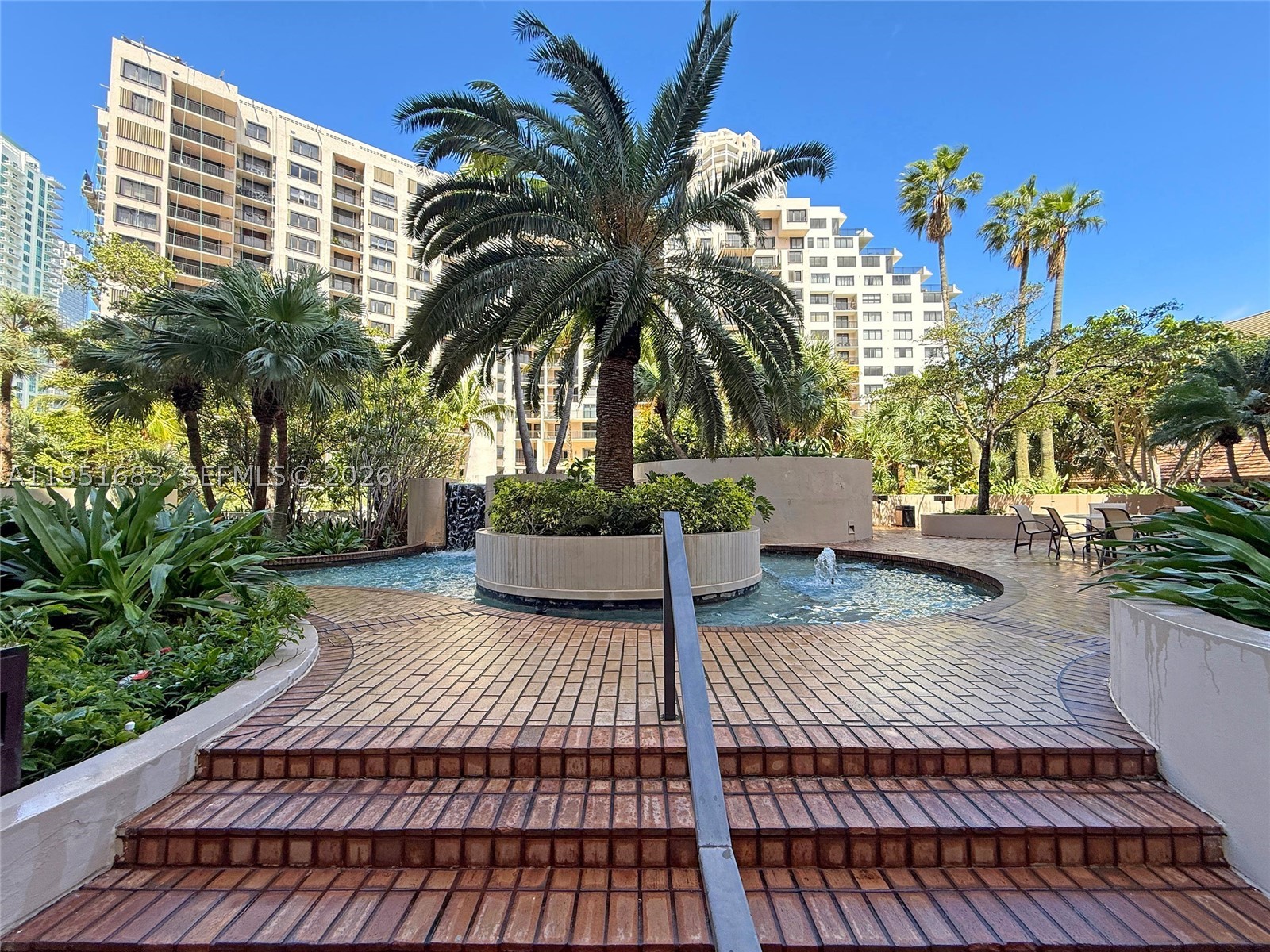 520 Brickell Key Dr #A1010, Miami FL 33131