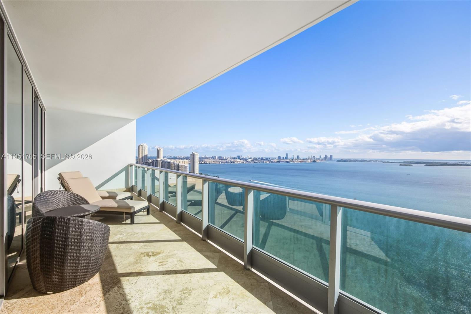 1331 Brickell Bay Dr #2807, Miami FL 33131