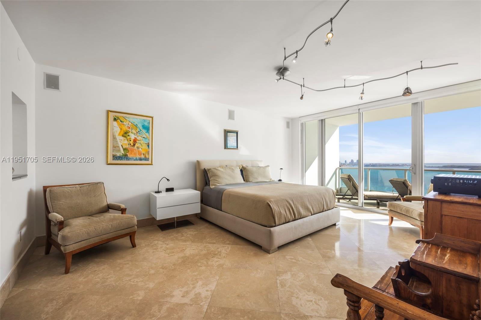 1331 Brickell Bay Dr #2807, Miami FL 33131