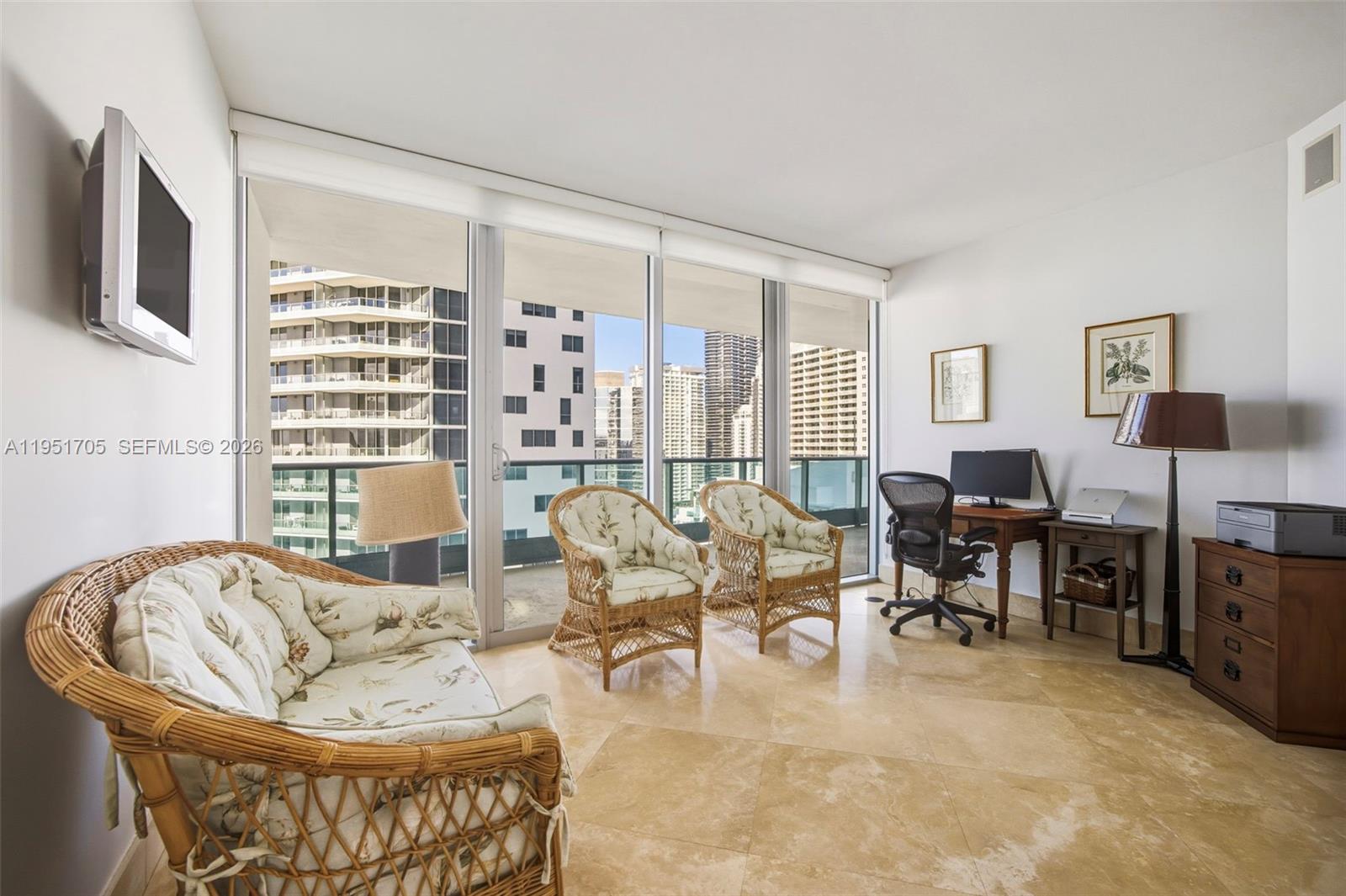 1331 Brickell Bay Dr #2807, Miami FL 33131