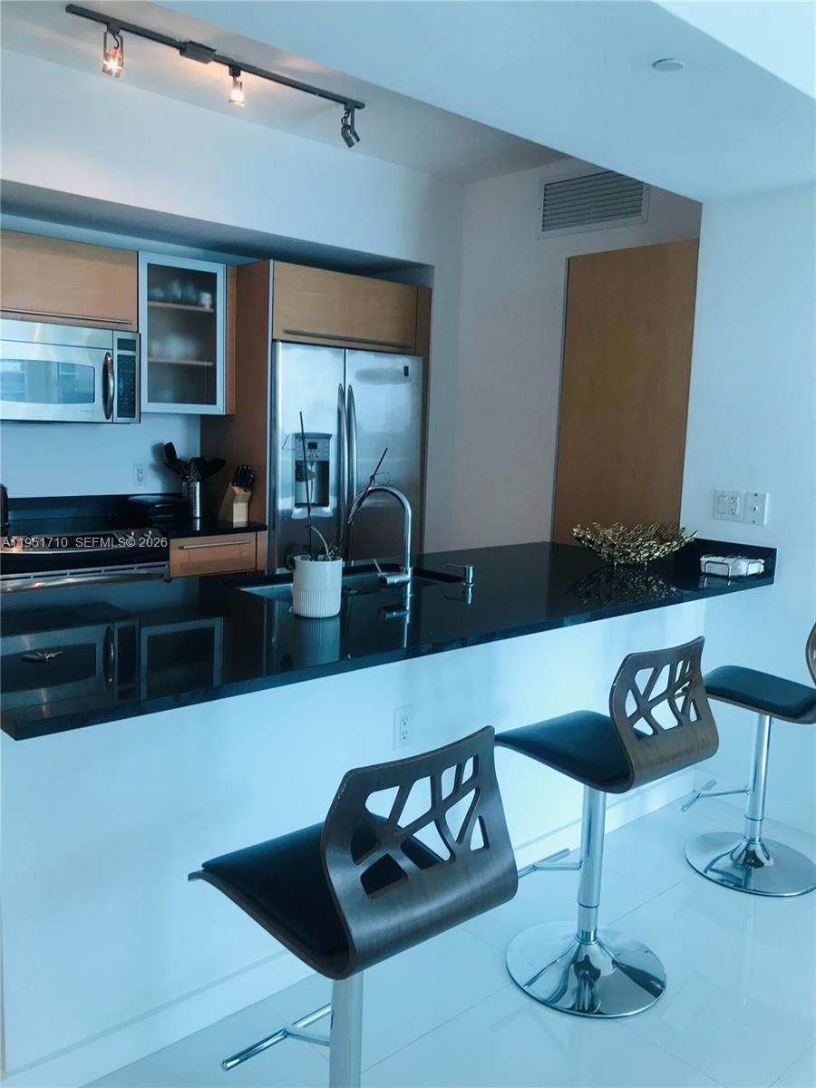 951 Brickell Ave #2410, Miami FL 33131