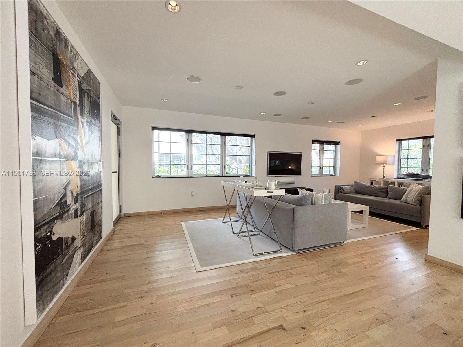 1520 Michigan Ave #1, Miami Beach FL 33139