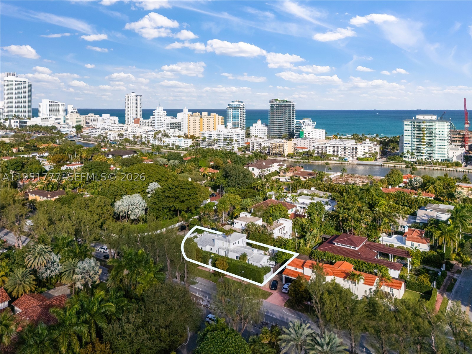 3325 Pine Tree Dr, Miami Beach FL 33140