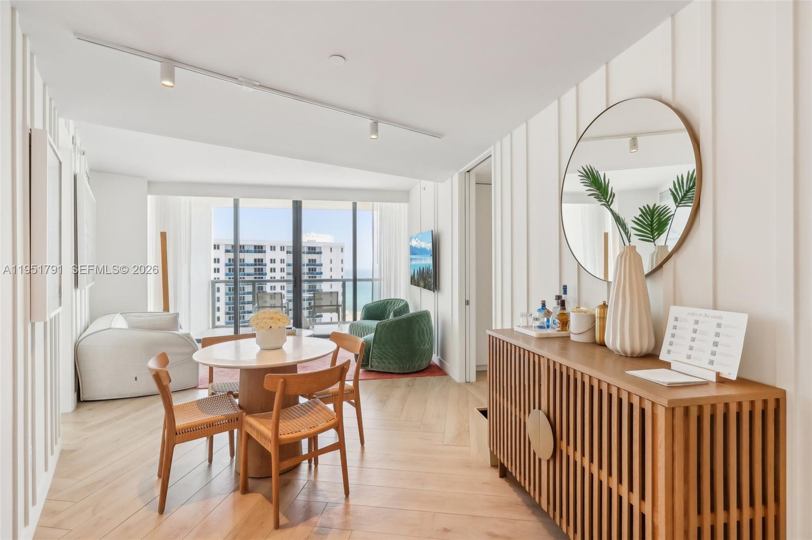 2201 Collins Ave #1511, Miami Beach FL 33139