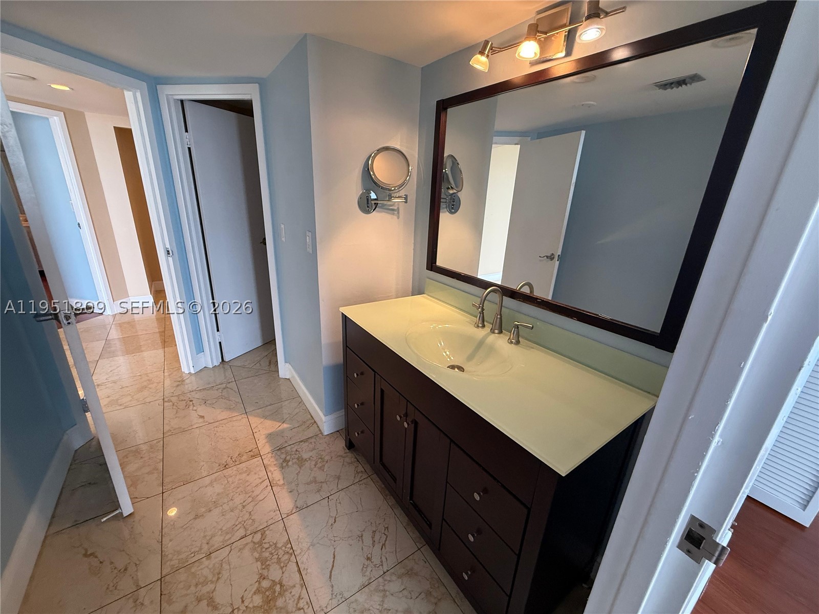 2333 Brickell Ave #602, Miami FL 33129