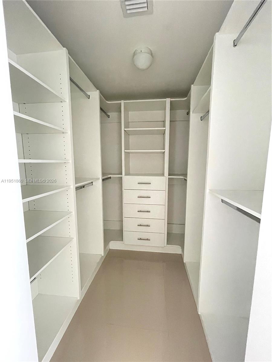 488 NE 18 Street #2806, Miami FL 33132
