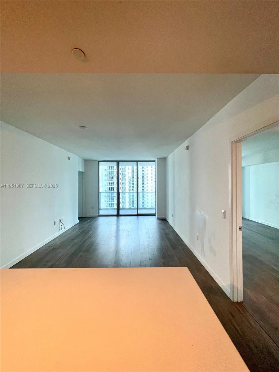 1100 S Miami Ave #2111, Miami FL 33130