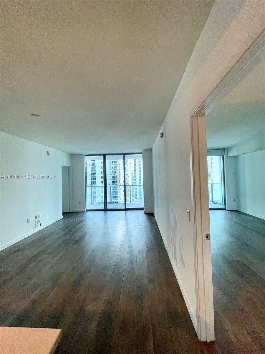 1100 S Miami Ave #2111, Miami FL 33130