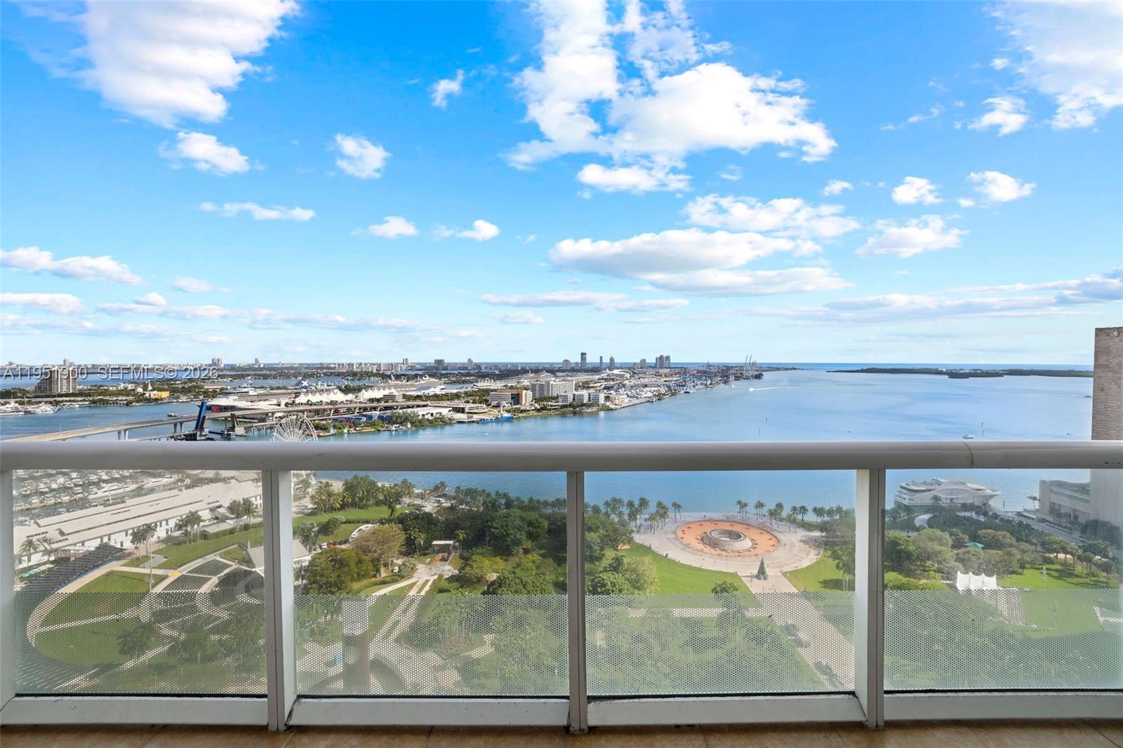 50 Biscayne Blvd #3102, Miami FL 33132
