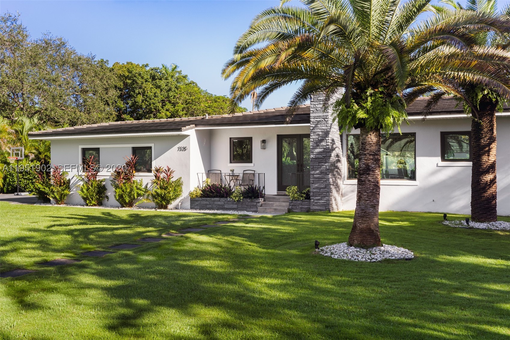 7325 SW 102nd St, Pinecrest FL 33156
