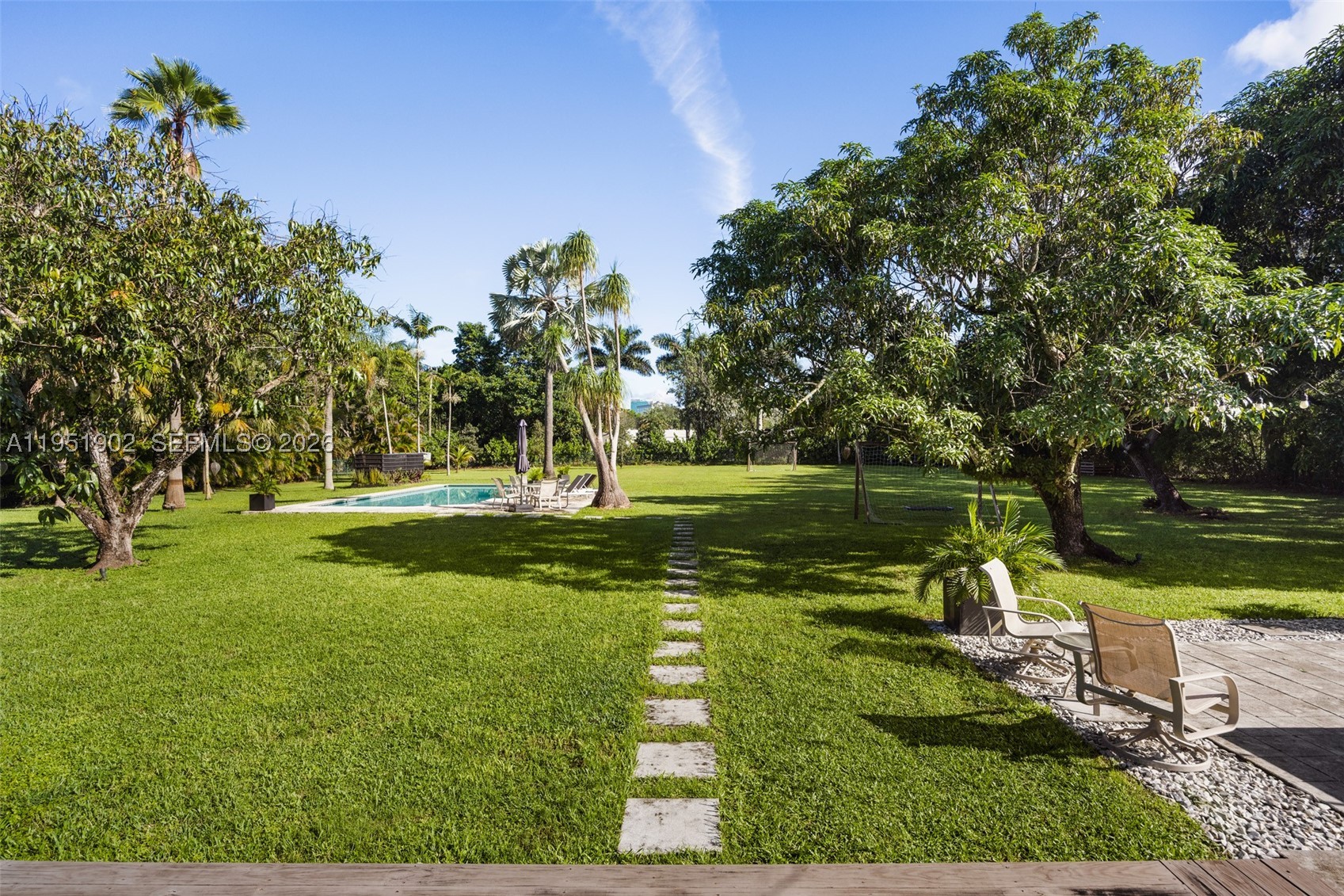 7325 SW 102nd St, Pinecrest FL 33156