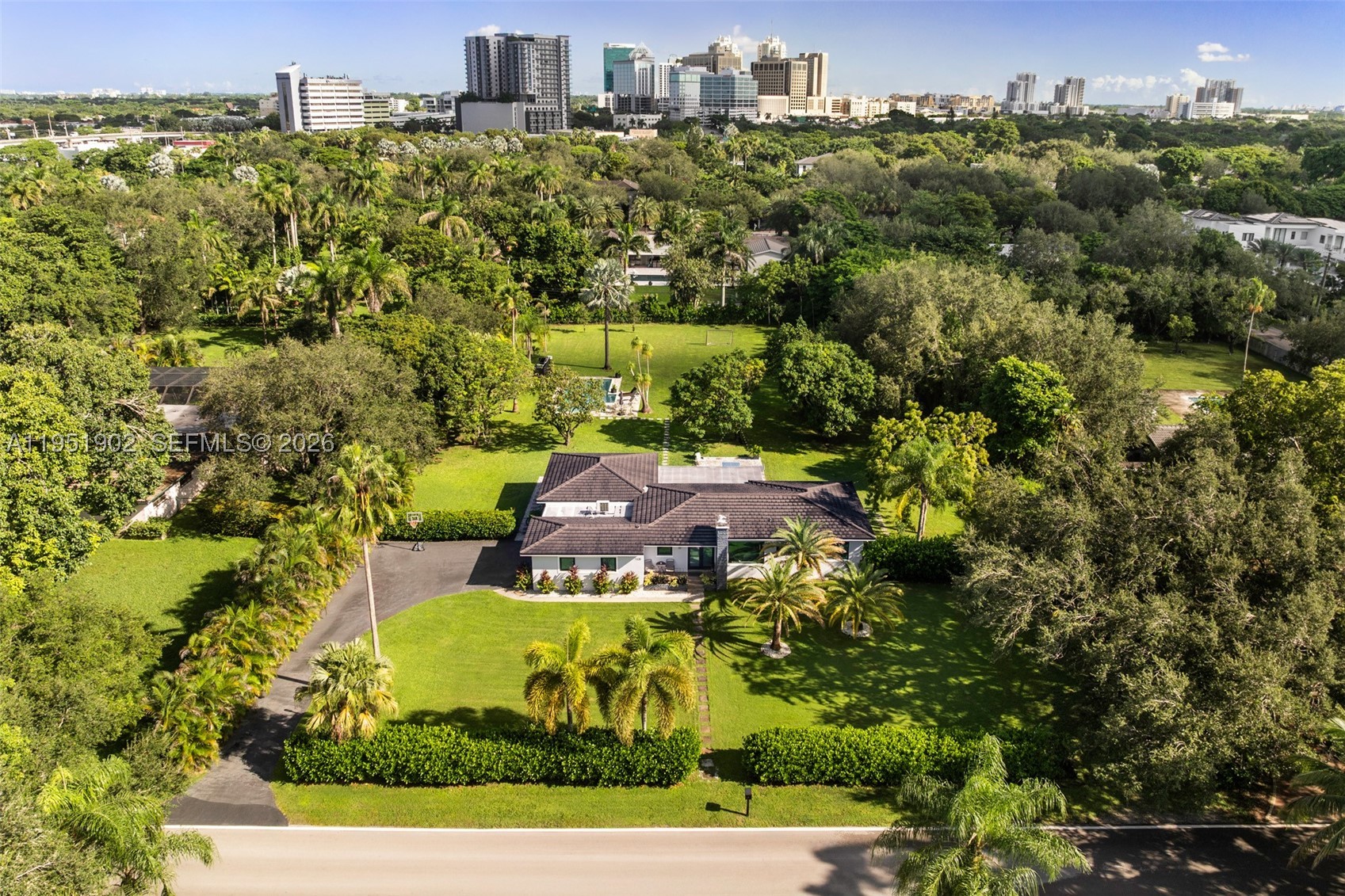 7325 SW 102nd St, Pinecrest FL 33156