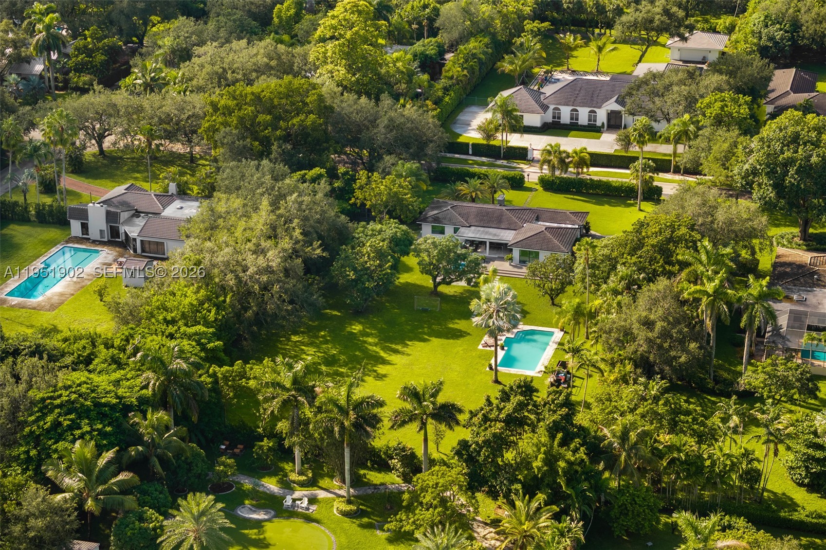 7325 SW 102nd St, Pinecrest FL 33156
