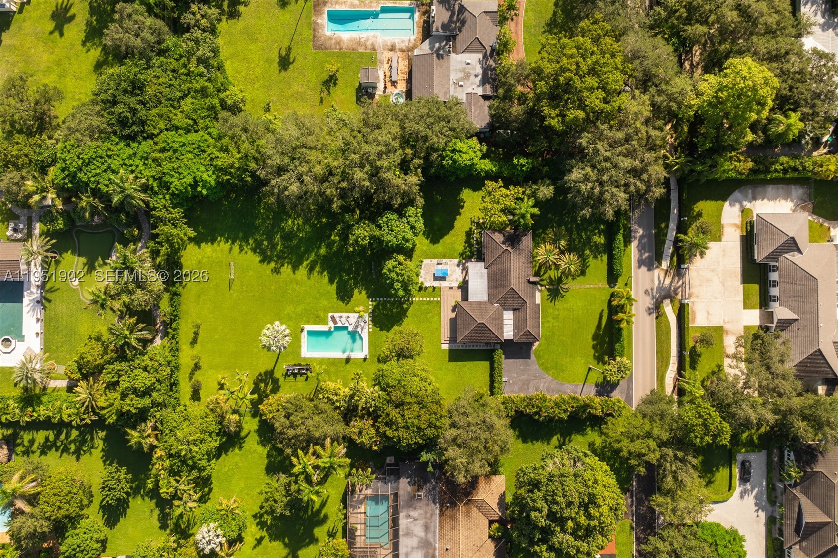 7325 SW 102nd St, Pinecrest FL 33156