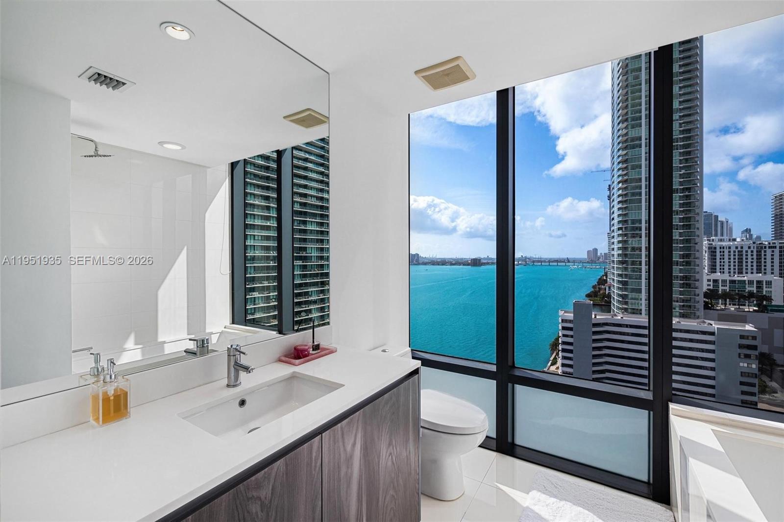 3131 NE 7th Ave #1701, Miami FL 33137