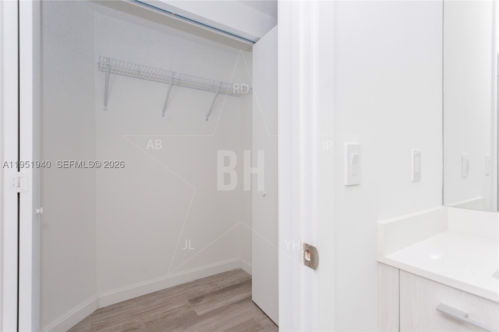 45 SW 9 ST #1603, Miami FL 33130
