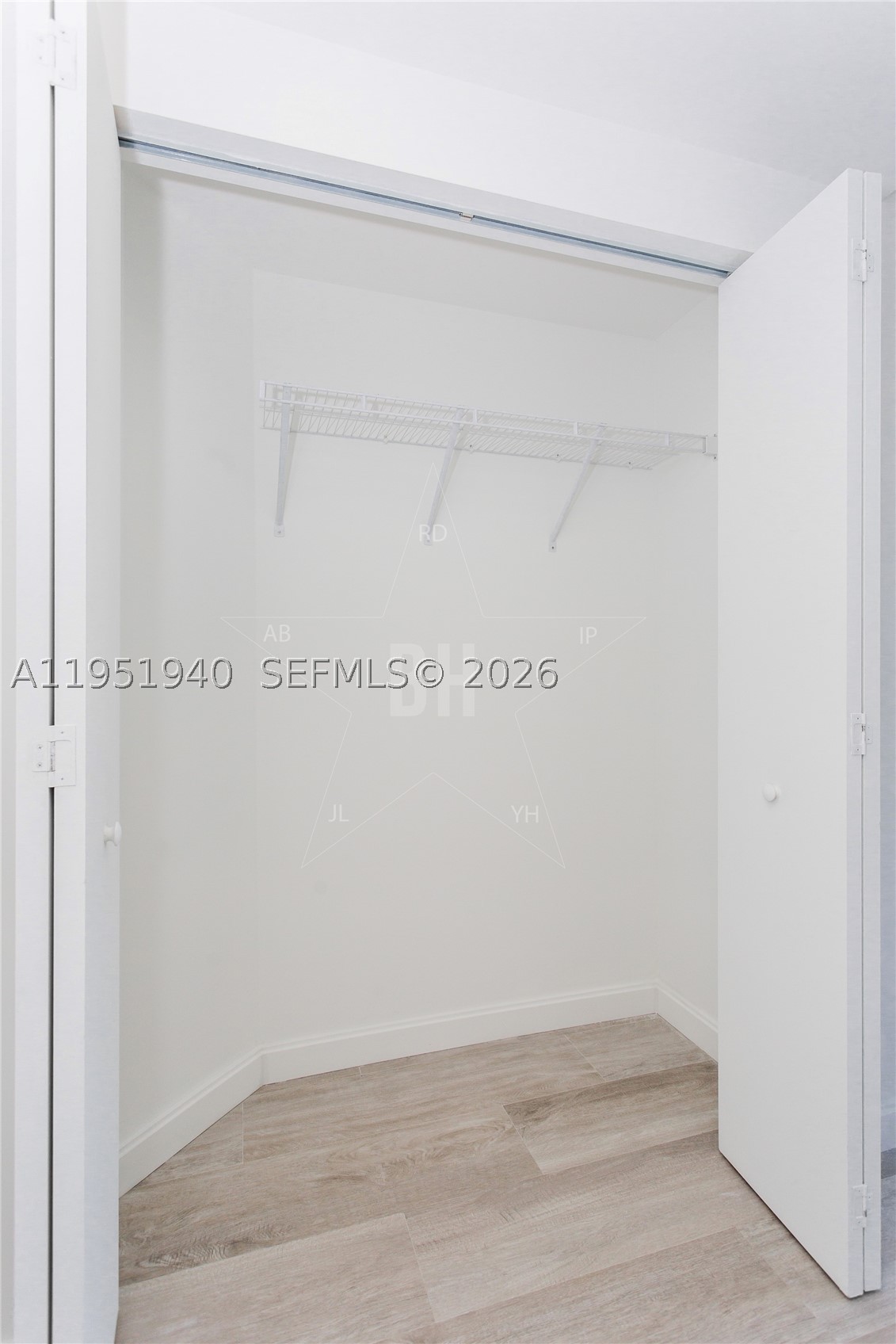 45 SW 9 ST #1603, Miami FL 33130