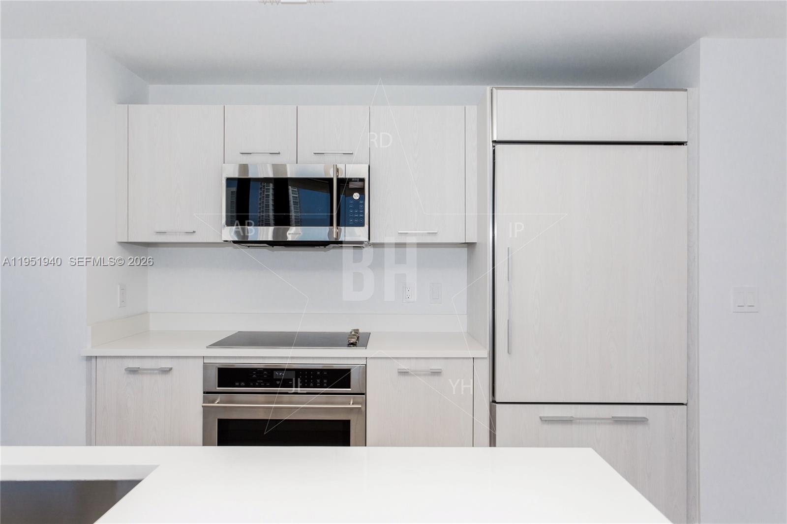 45 SW 9 ST #1603, Miami FL 33130
