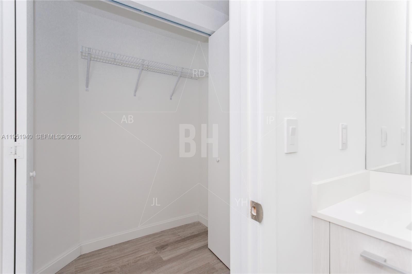 45 SW 9 ST #1603, Miami FL 33130