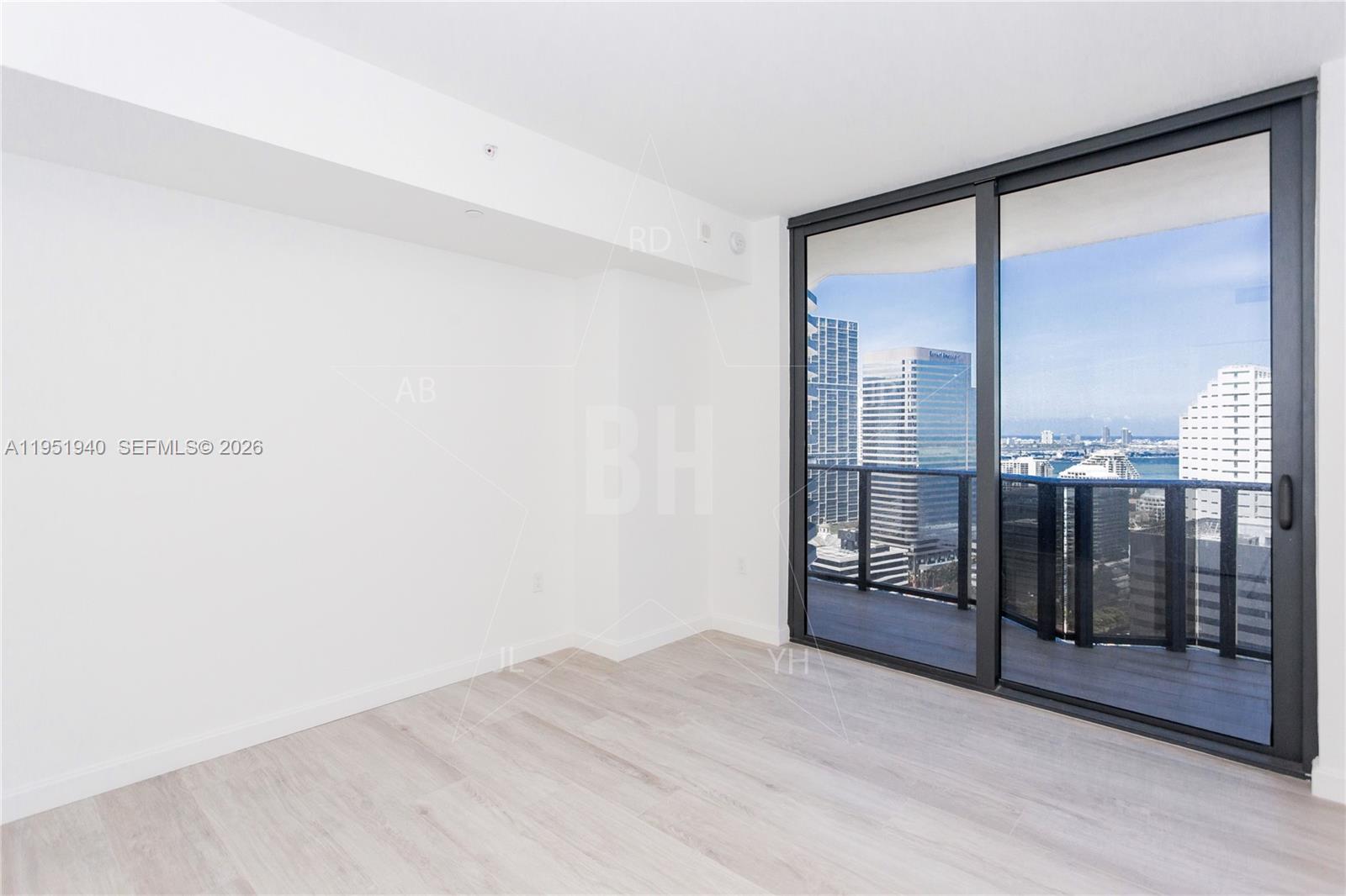 45 SW 9 ST #1603, Miami FL 33130