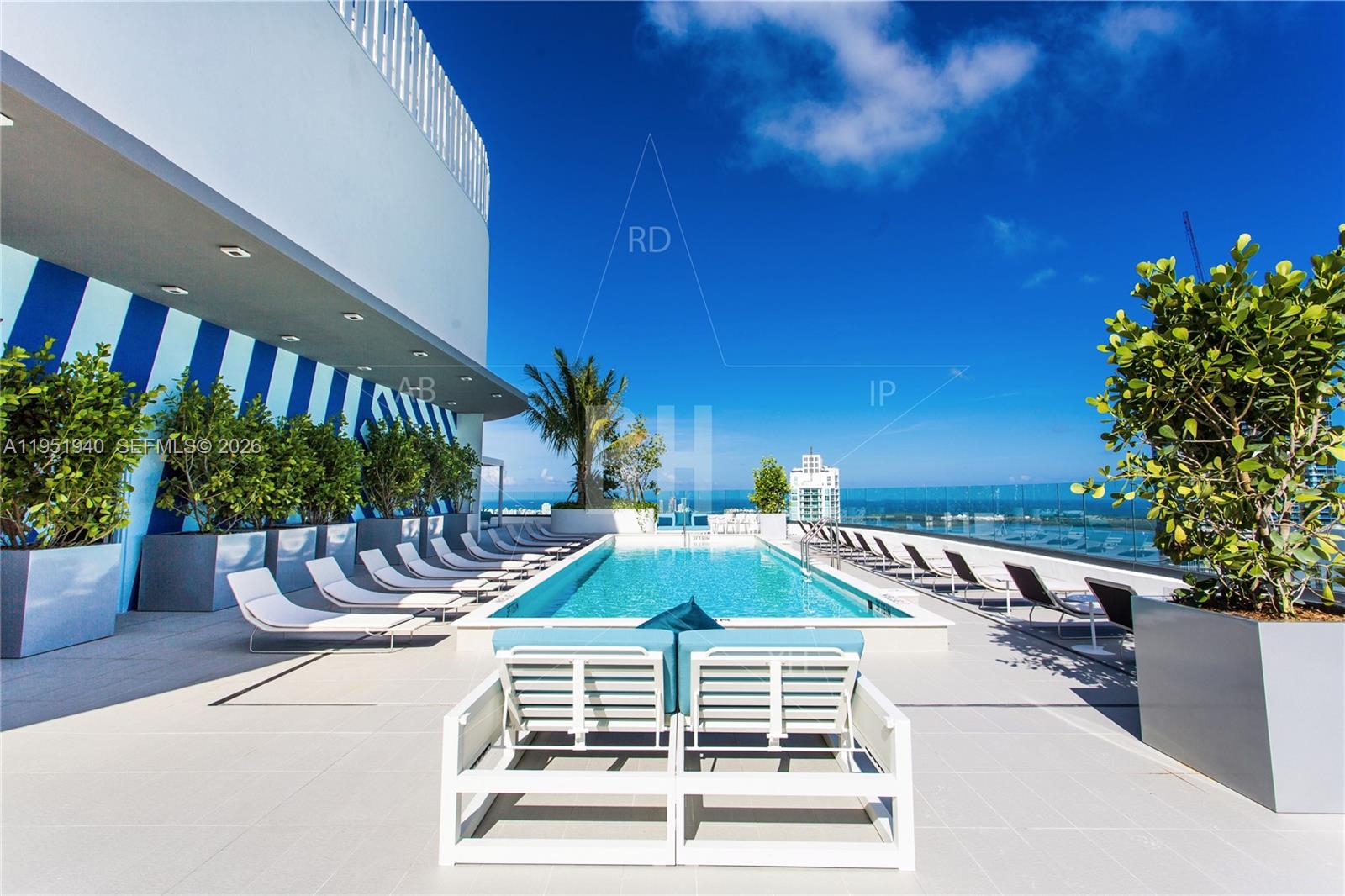 45 SW 9 ST #1603, Miami FL 33130