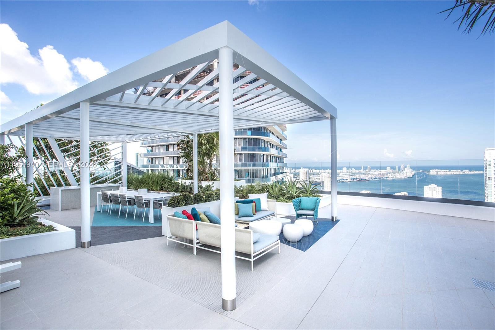 45 SW 9 ST #1603, Miami FL 33130