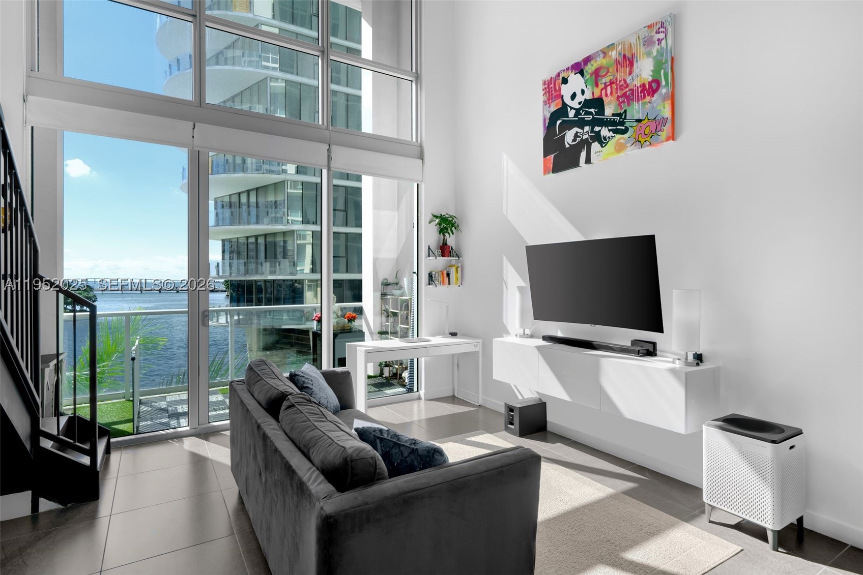 300 S BISCAYNE BLVD #L-410, Miami FL 33131