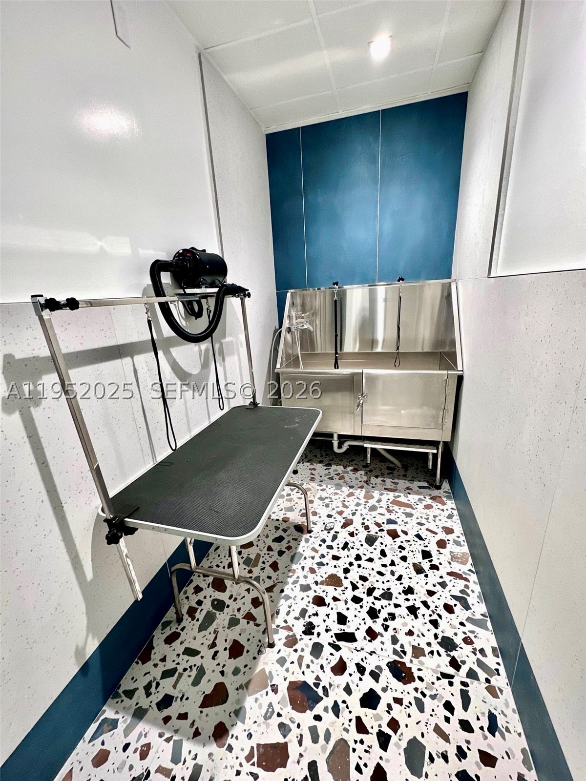 300 S BISCAYNE BLVD #L-410, Miami FL 33131