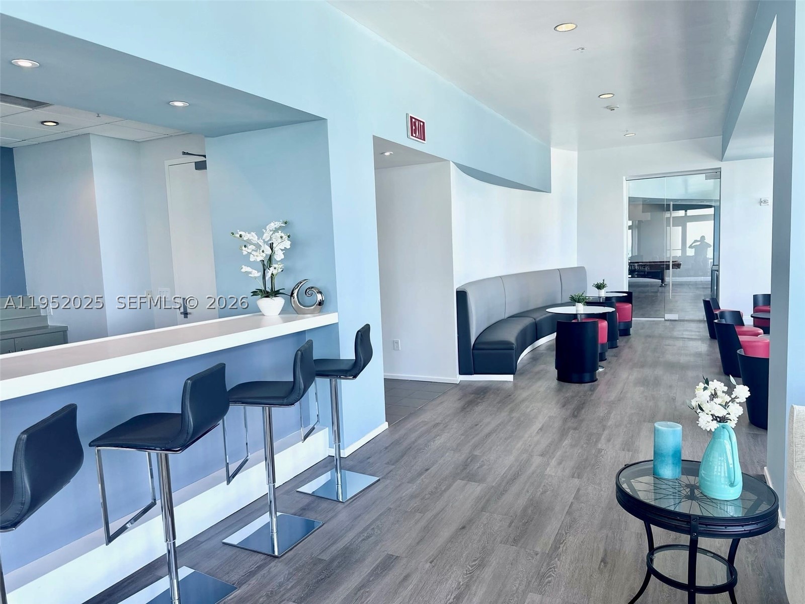 300 S BISCAYNE BLVD #L-410, Miami FL 33131