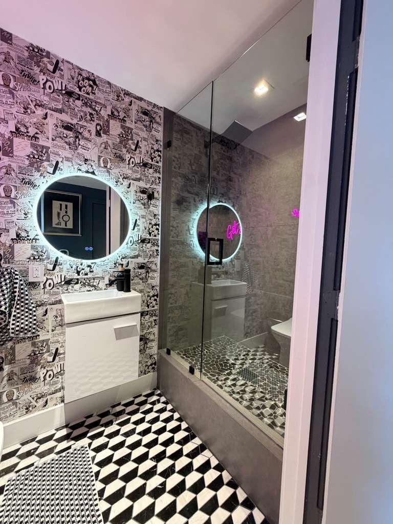 1050 Brickell Ave #222, Miami FL 33131